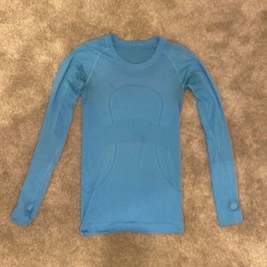 Lululemon Swiftly Tech Long Sleeve Shirt size 4